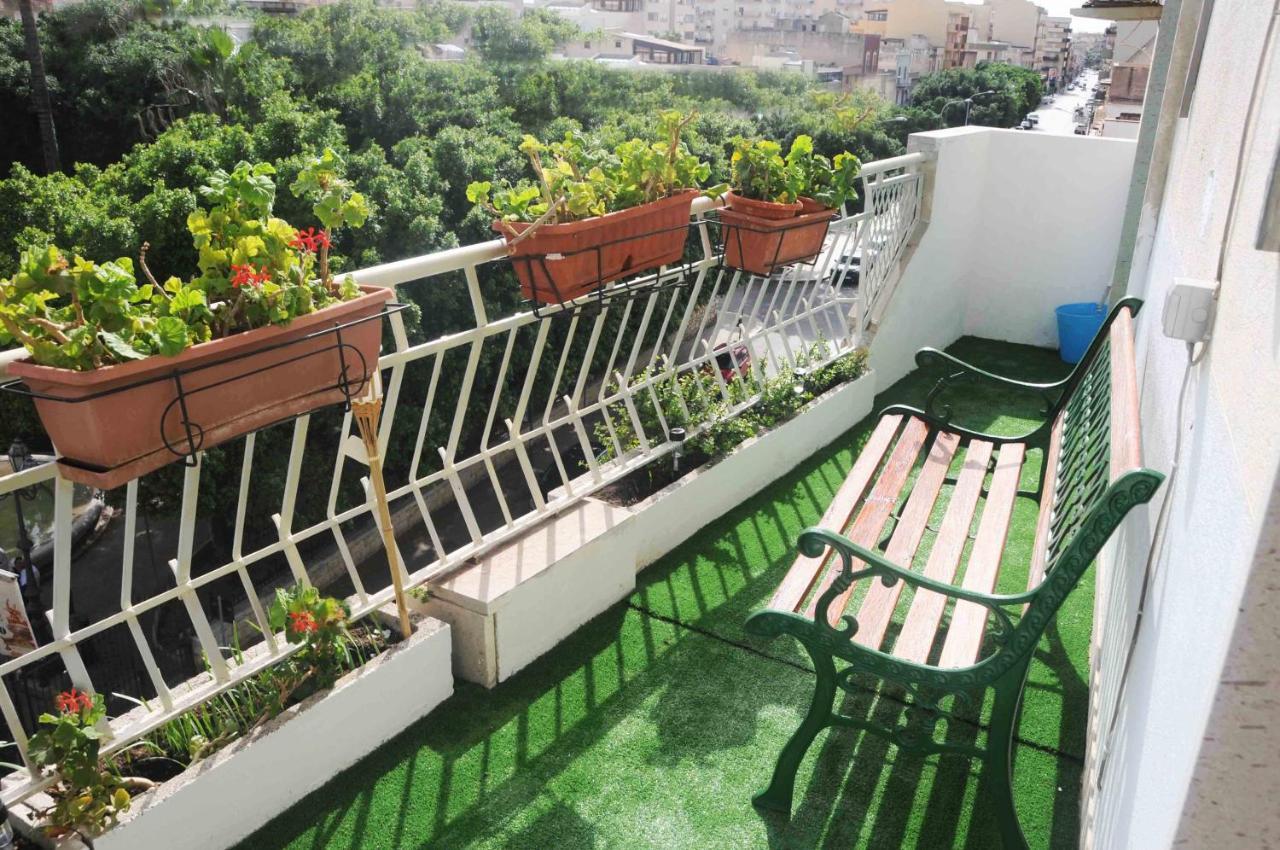 Pepoli Apartment *